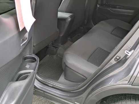 Used 2020 Toyota C-HR LE image 21