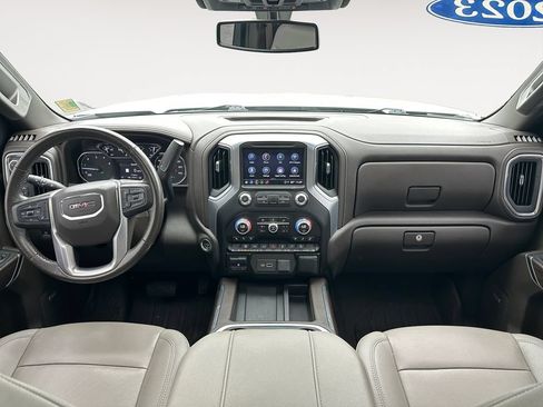 Used 2023 GMC Sierra 2500 SLT w/ SLT Premium Package AWD/4WD image 10