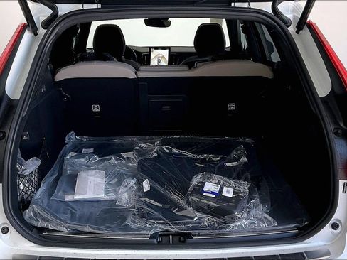 New 2026 Volvo XC60 T8 Plus w/ Protection Package Premier AWD/4WD image 38