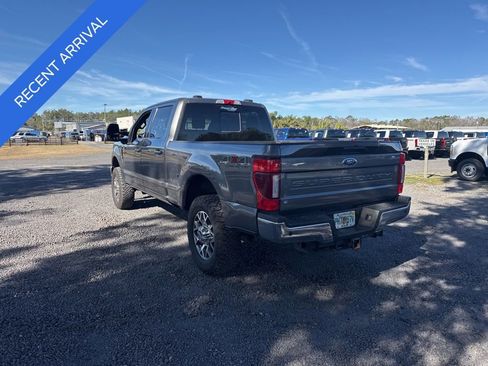Used 2022 Ford F350 Lariat w/ Lariat Ultimate Package image 3