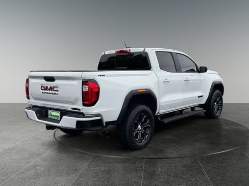 Used 2023 GMC Canyon Elevation w/ Convenience Package AWD/4WD image 9