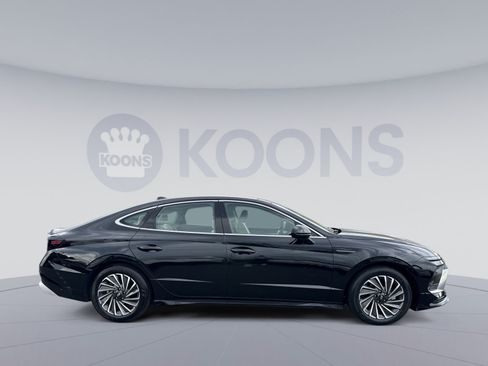 Used 2025 Hyundai Sonata SEL FWD image 8