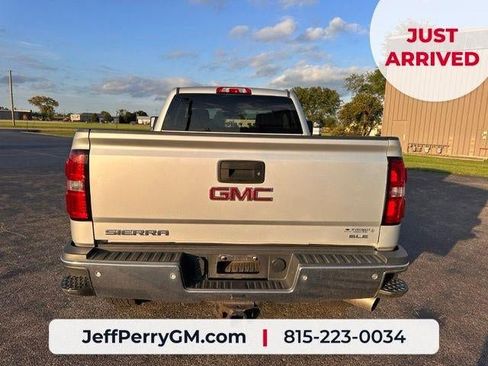 Used 2015 GMC Sierra 2500 SLE AWD/4WD image 5