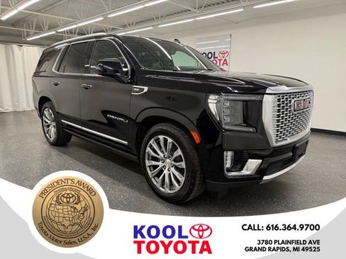 Used 2021 GMC Yukon Denali w/ Denali Ultimate Package AWD/4WD image 1