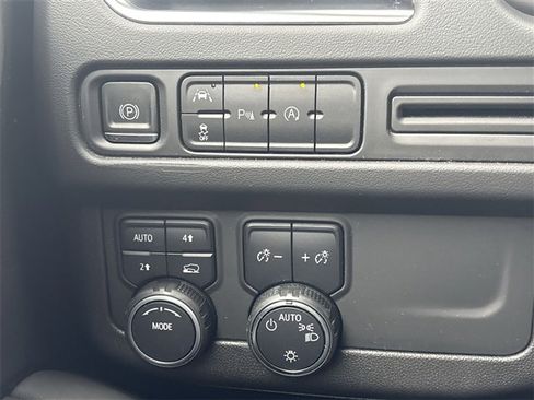 Used 2023 Chevrolet Tahoe LS image 17