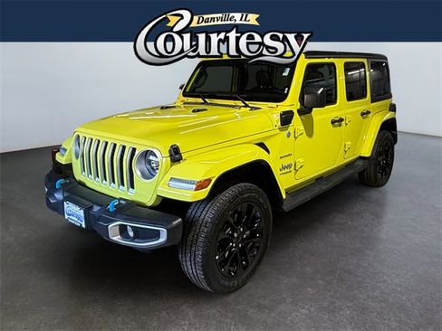 Used 2022 Jeep Wrangler Unlimited Sahara w/ Cold Weather Group image 1