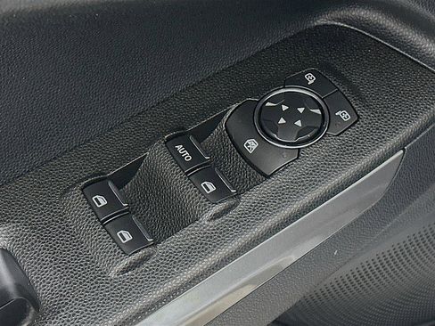 Used 2021 Ford EcoSport SES image 20