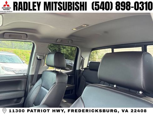 Used 2018 Chevrolet Silverado 1500 LTZ AWD/4WD image 2