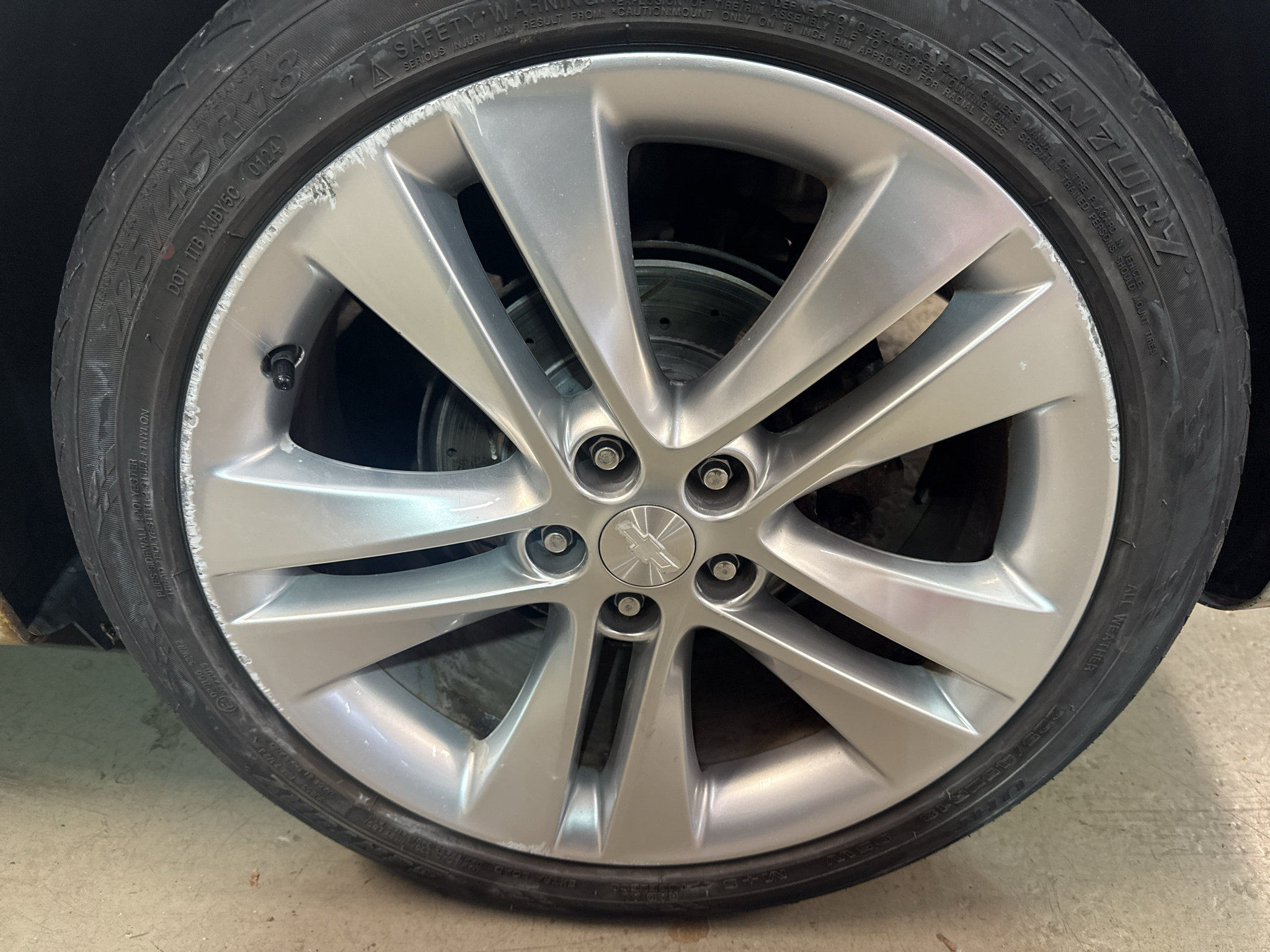 Used 2013 Chevrolet Cruze LTZ w/ Enhanced Safety Package FWD image 27