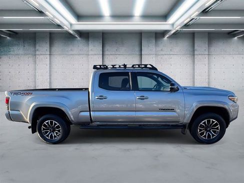 Used 2021 Toyota Tacoma TRD Sport image 6