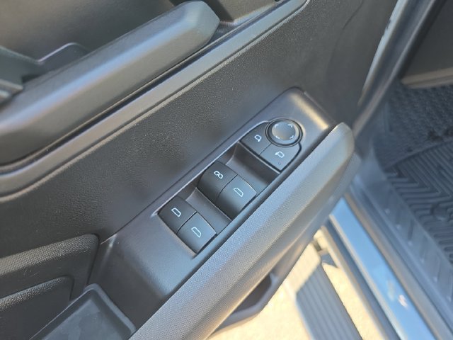 Used 2023 Chevrolet Colorado Trail Boss AWD/4WD image 13