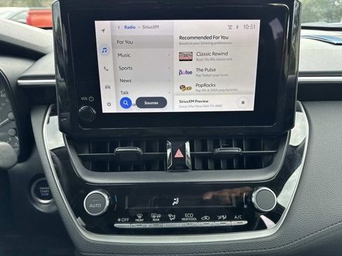 Used 2023 Toyota Corolla Cross LE image 27