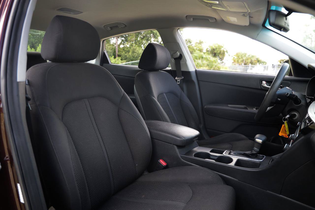 Used 2020 Kia Optima LX FWD image 16