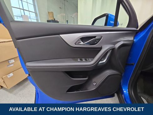 Certified 2024 Chevrolet Blazer LT w/ Convenience Package FWD image 30
