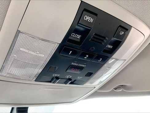 Used 2012 Lexus CT 200h Premium w/ Premium Audio Pkg FWD image 29