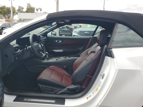 Certified 2025 Ford Mustang GT Premium image 15