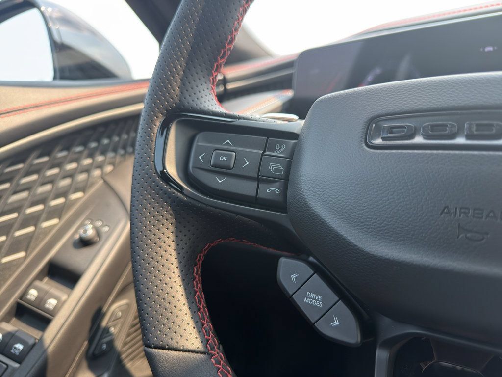 New 2026 Dodge Charger R/T AWD/4WD image 5