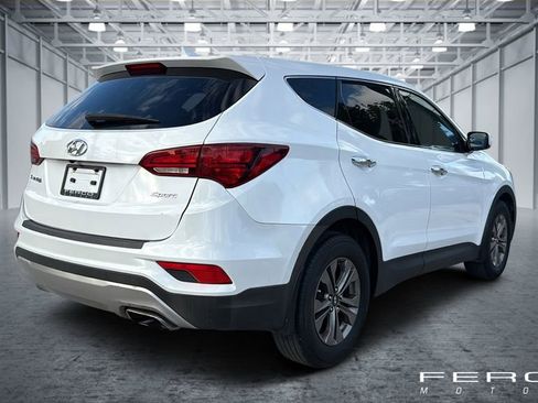 Used 2017 Hyundai Santa Fe Sport FWD image 5