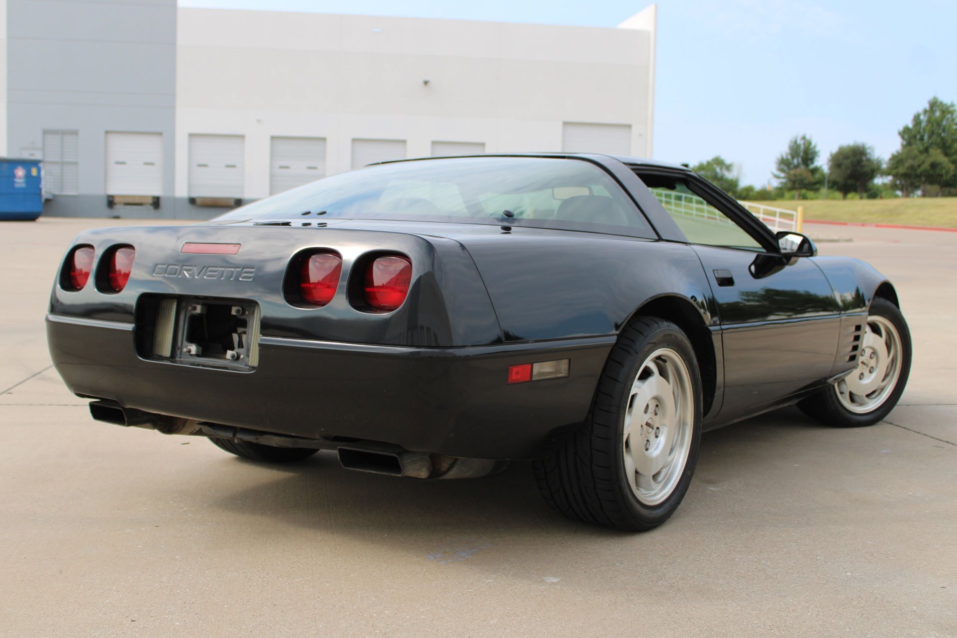 Used 1994 Chevrolet Corvette Coupe RWD image 15