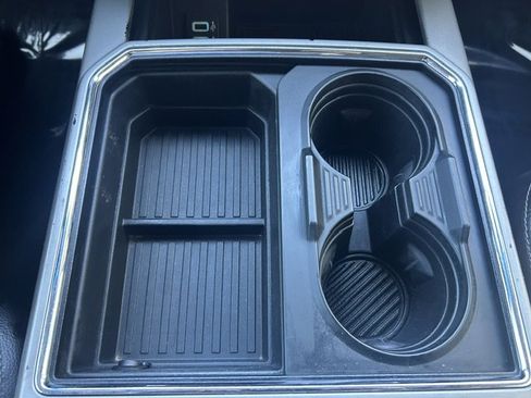 Used 2017 Ford F250 Lariat w/ FX4 Off-Road Package AWD/4WD image 20