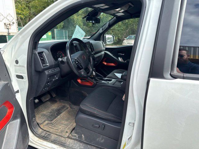Used 2022 Nissan Frontier PRO-4X AWD/4WD image 16
