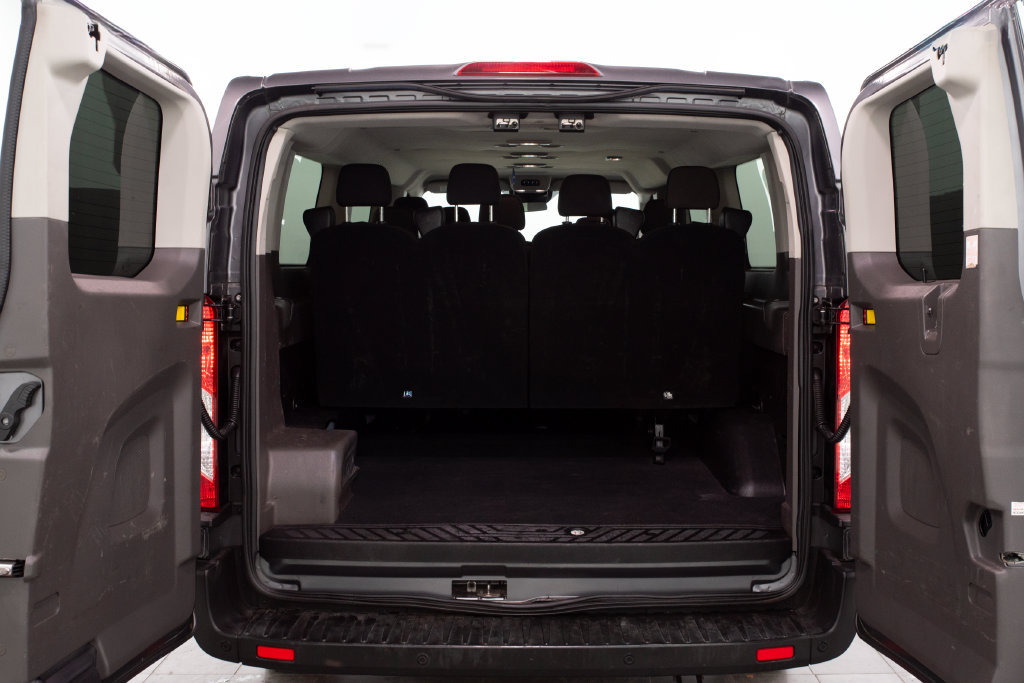Used 2021 Ford Transit 350 XLT RWD image 7