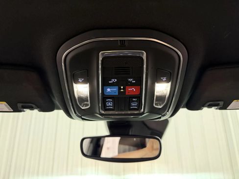 Used 2024 Jeep Grand Cherokee Laredo X w/ Trailer Tow Package AWD/4WD image 34