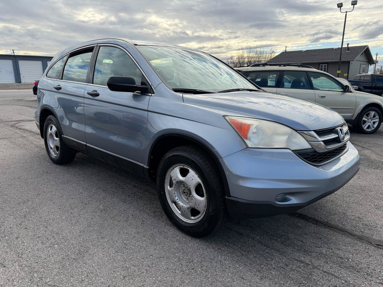 Used 2011 Honda CR-V LX image 2