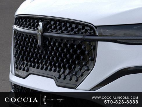 New 2026 Lincoln Nautilus Premier w/ Equipment Group 102A AWD/4WD image 17