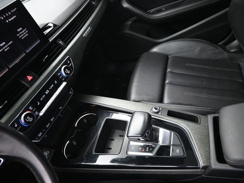 Used 2022 Audi A4 2.0T Premium Plus AWD/4WD image 18