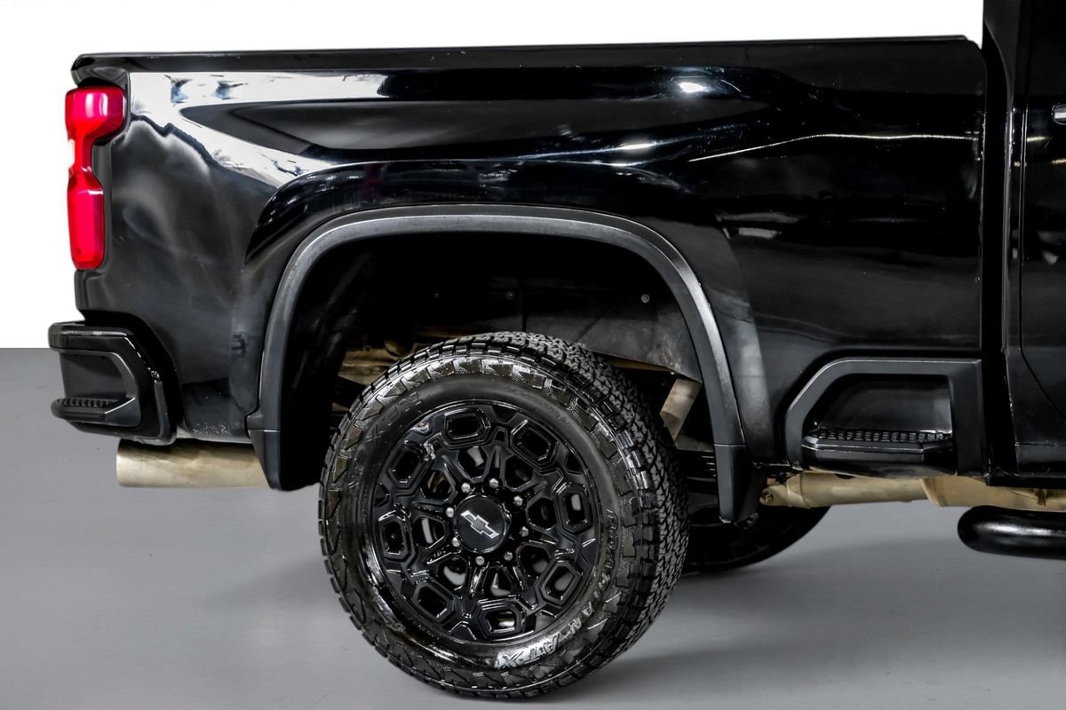 Used 2021 Chevrolet Silverado 2500 LTZ w/ LTZ Plus Package AWD/4WD image 6