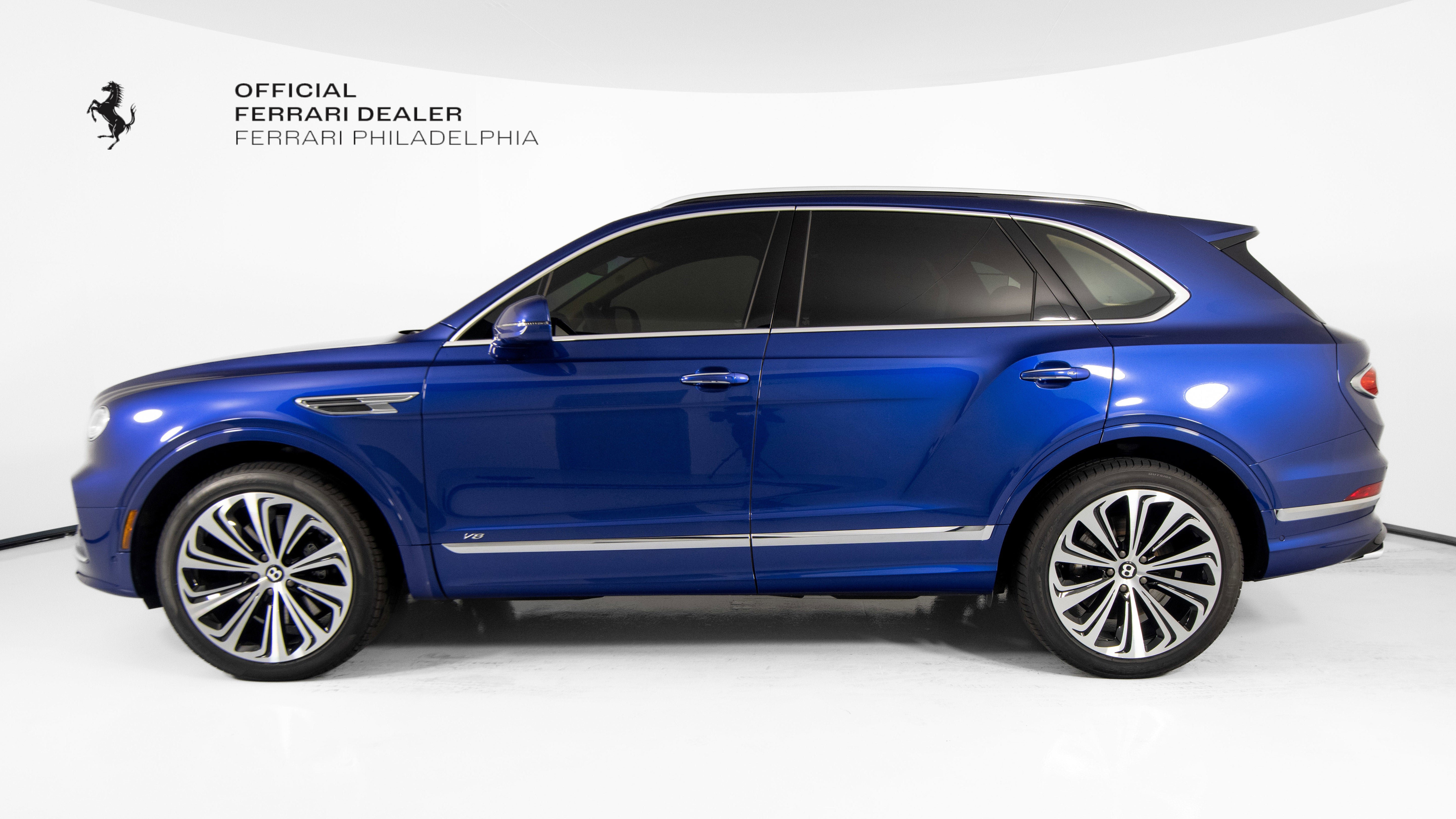 Used 2021 Bentley Bentayga AWD/4WD image 4