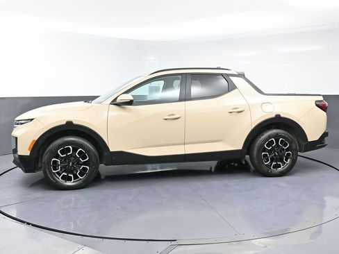 Used 2022 Hyundai Santa Cruz SEL Premium image 6