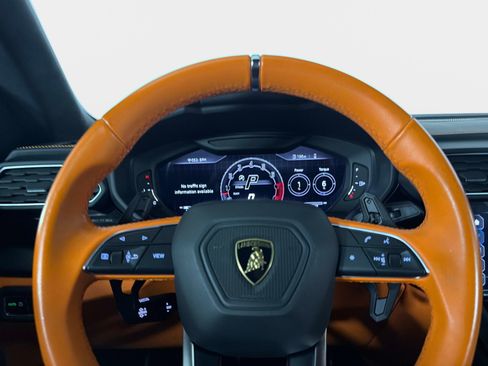 Used 2023 Lamborghini Urus S AWD/4WD image 51