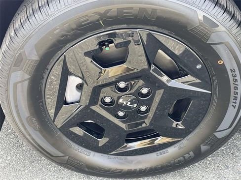 New 2026 Kia Carnival LXS image 9