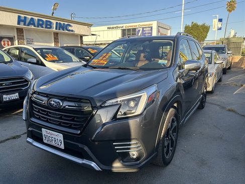 Used 2023 Subaru Forester Touring image 18