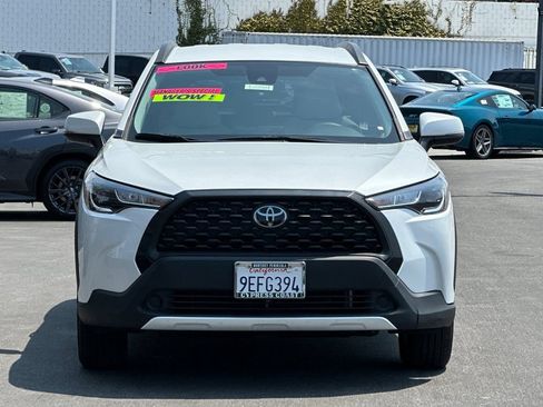 Used 2022 Toyota Corolla Cross LE AWD/4WD image 9