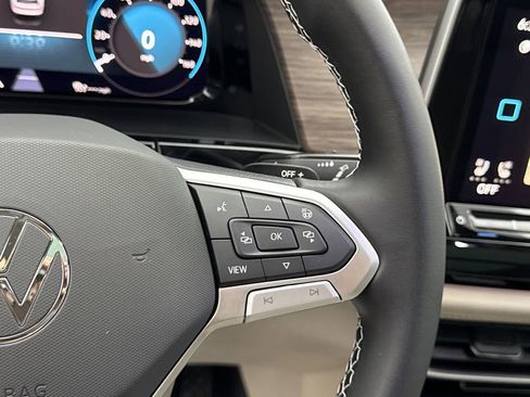 New 2026 Volkswagen Atlas SEL image 30