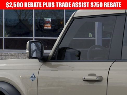 New 2025 Ford Bronco Outer Banks w/ Sasquatch Package image 22