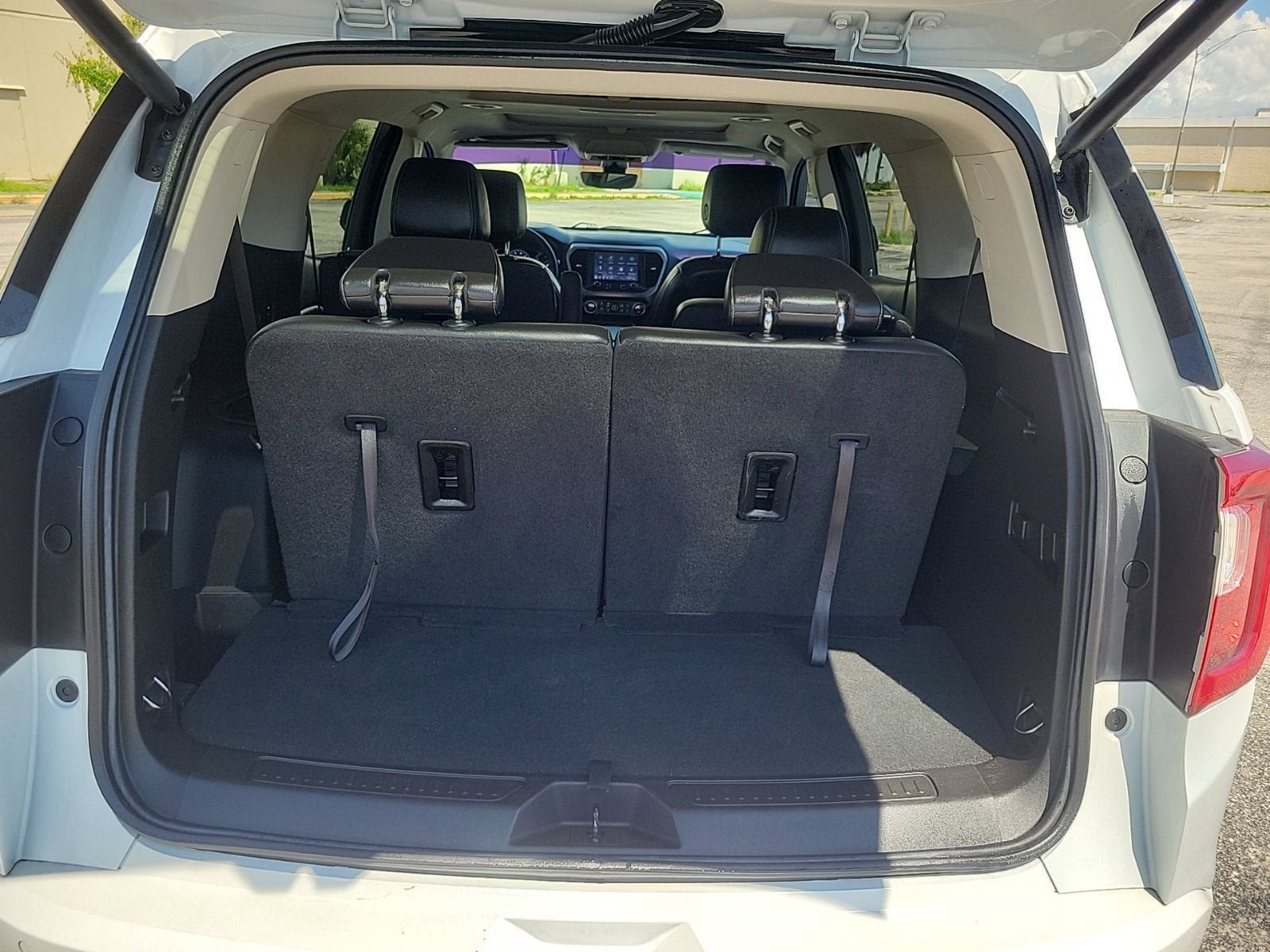 Certified 2023 GMC Acadia Denali w/ Denali Ultimate Package FWD image 10