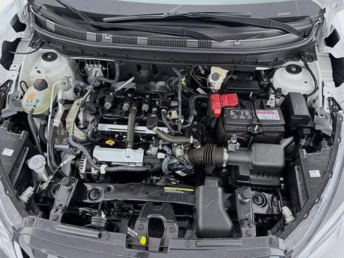 Certified 2025 Nissan Kicks Play S image 28