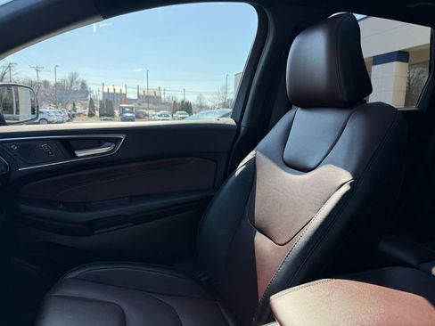 Used 2022 Ford Edge Titanium w/ Equipment Group 301A image 28