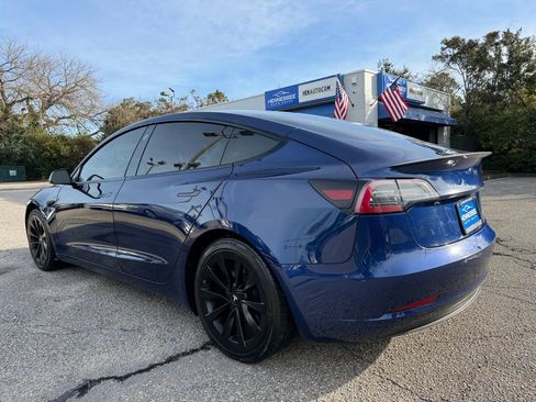 Used 2022 Tesla Model 3 Standard Range image 36