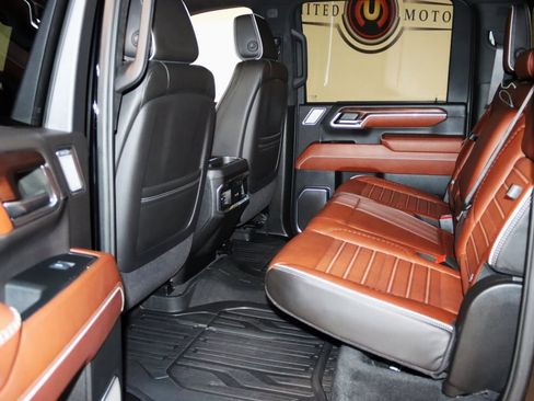 Used 2024 GMC Sierra 2500 Denali Ultimate image 66