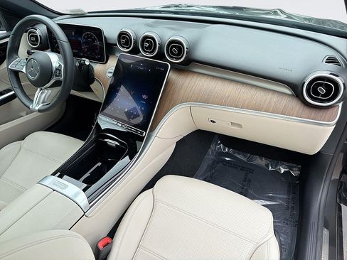 Used 2024 Mercedes-Benz C 300 Sedan image 33