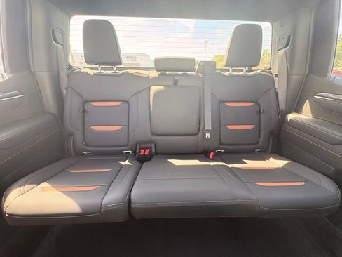Used 2025 GMC Sierra 1500 AT4 AWD/4WD image 29