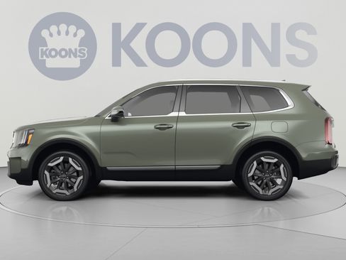 Used 2022 Kia Telluride S AWD/4WD image 2