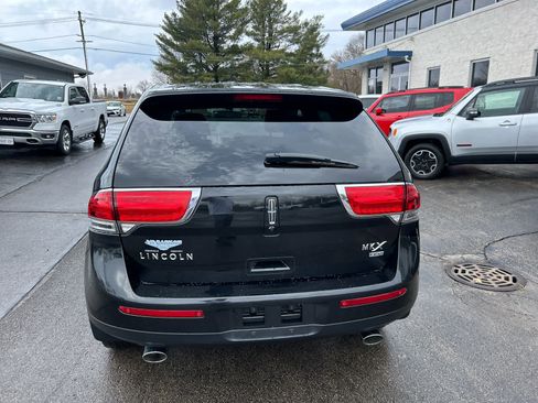 Used 2013 Lincoln MKX AWD image 6