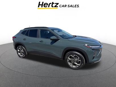 Used 2025 Chevrolet Trax LT