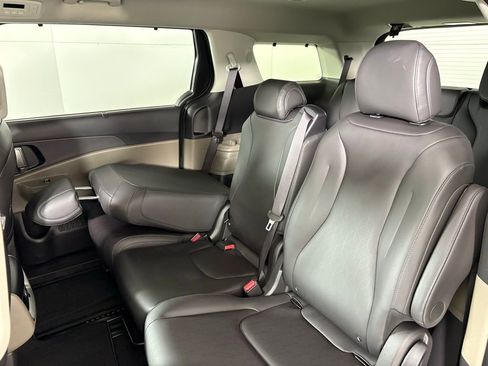 New 2026 Kia Carnival EX FWD image 20
